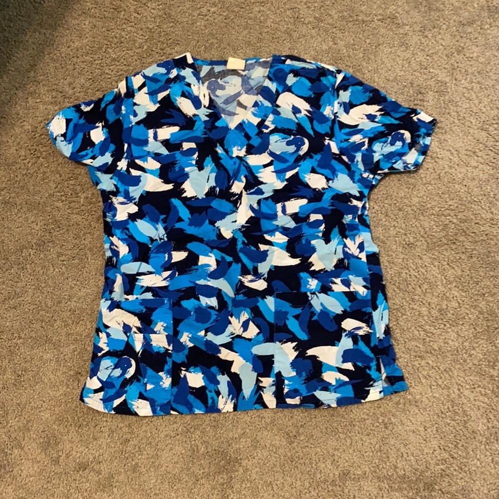 Scrub top